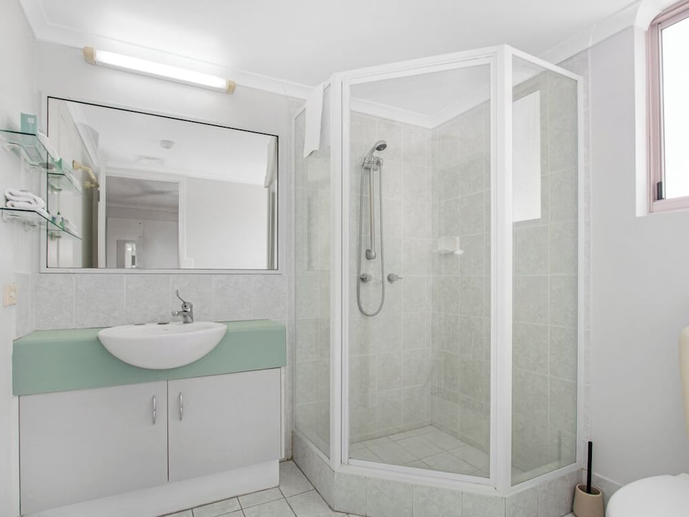 Riviera Resort Hervey Bay 48/50
