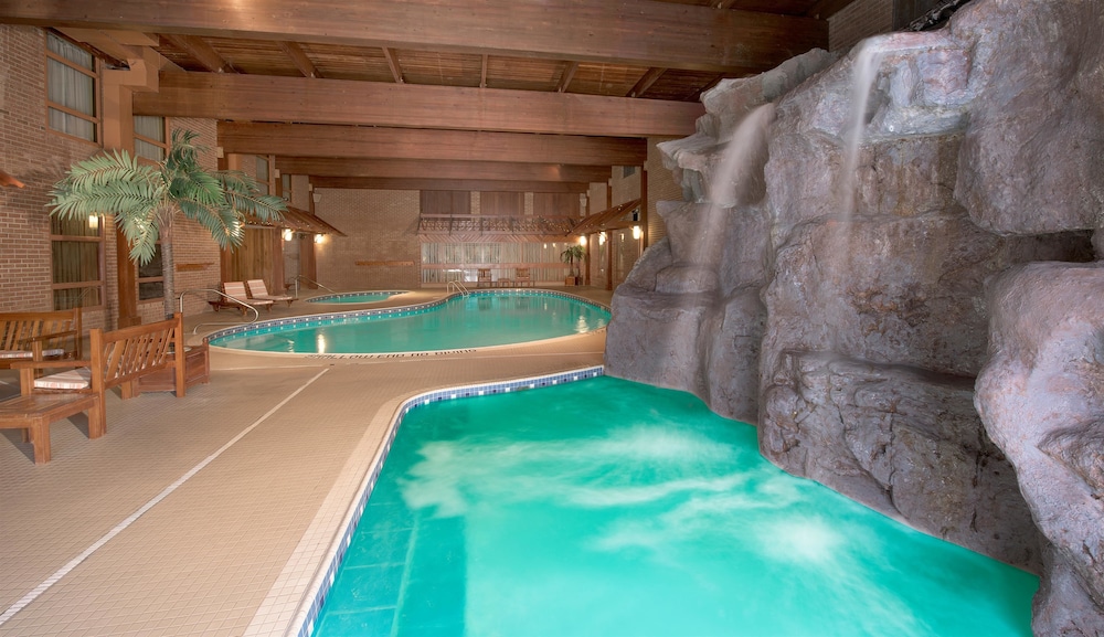 swimming pool spa