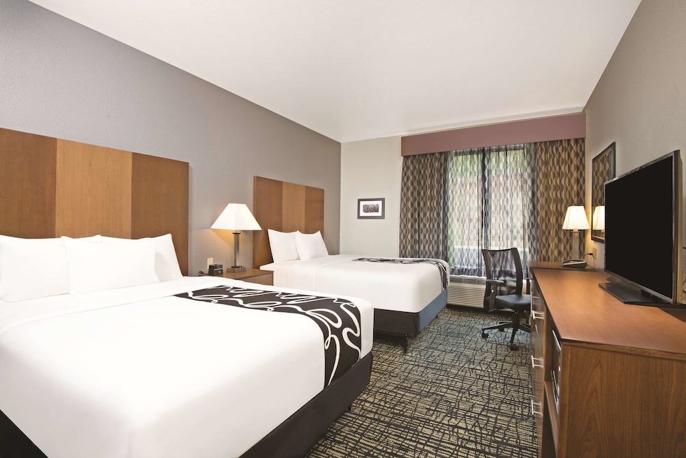 La Quinta Inn & Suites by Wyndham Morgantown 14/60