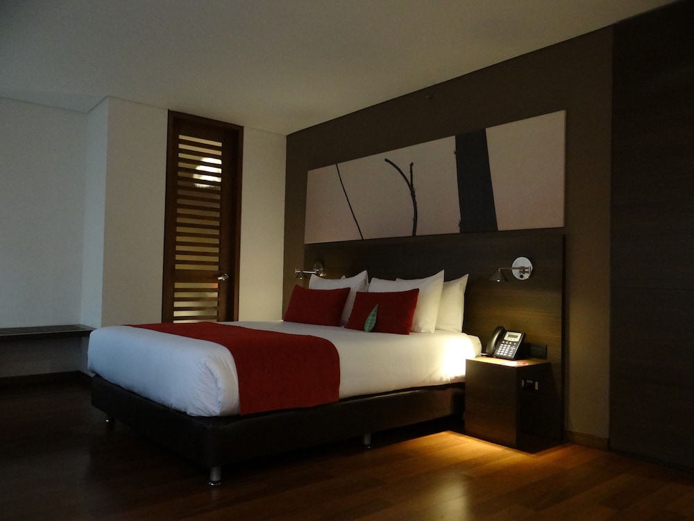 Hotel 84 DC 19/79