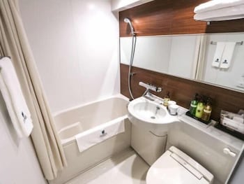 HOTEL LiVEMAX Nihombashi Hakozaki 50/54