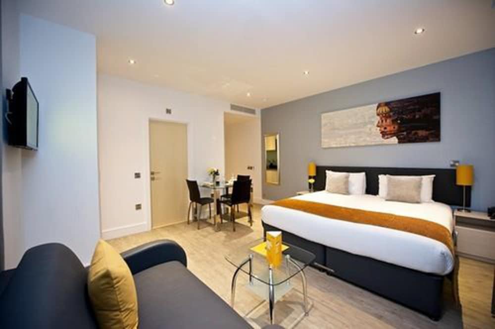 Staycity Aparthotels Greenwich High Road 8/34