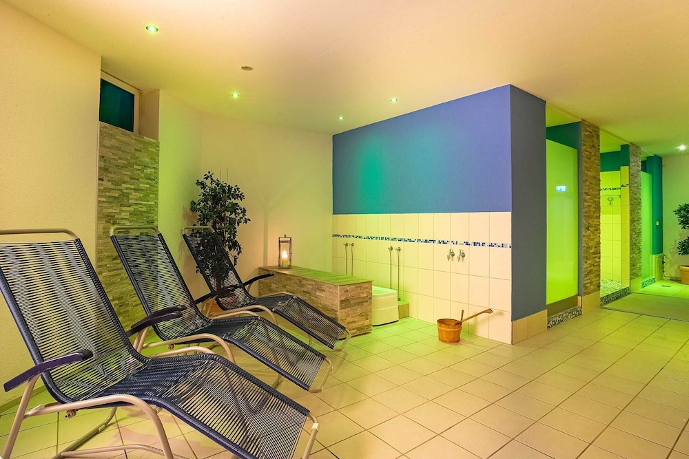 Aqualux Wellness And Tagungshotel 32/63