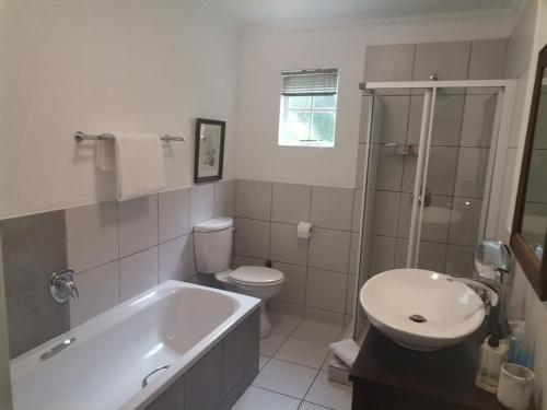 Rosebank Lodge by Claires 42/46