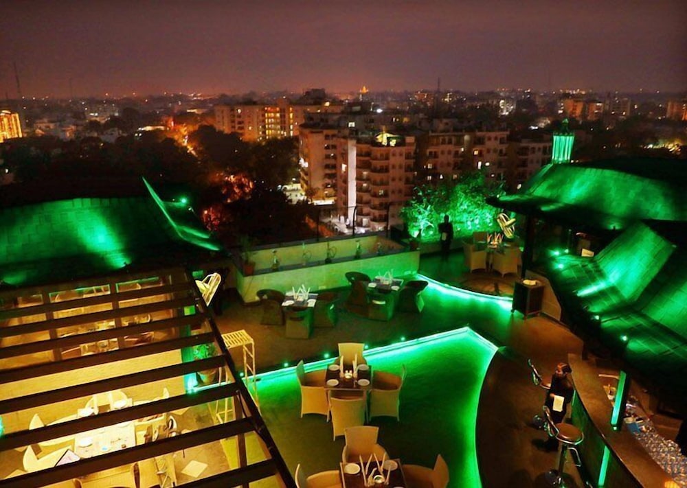 Vijay Intercontinental 19/22