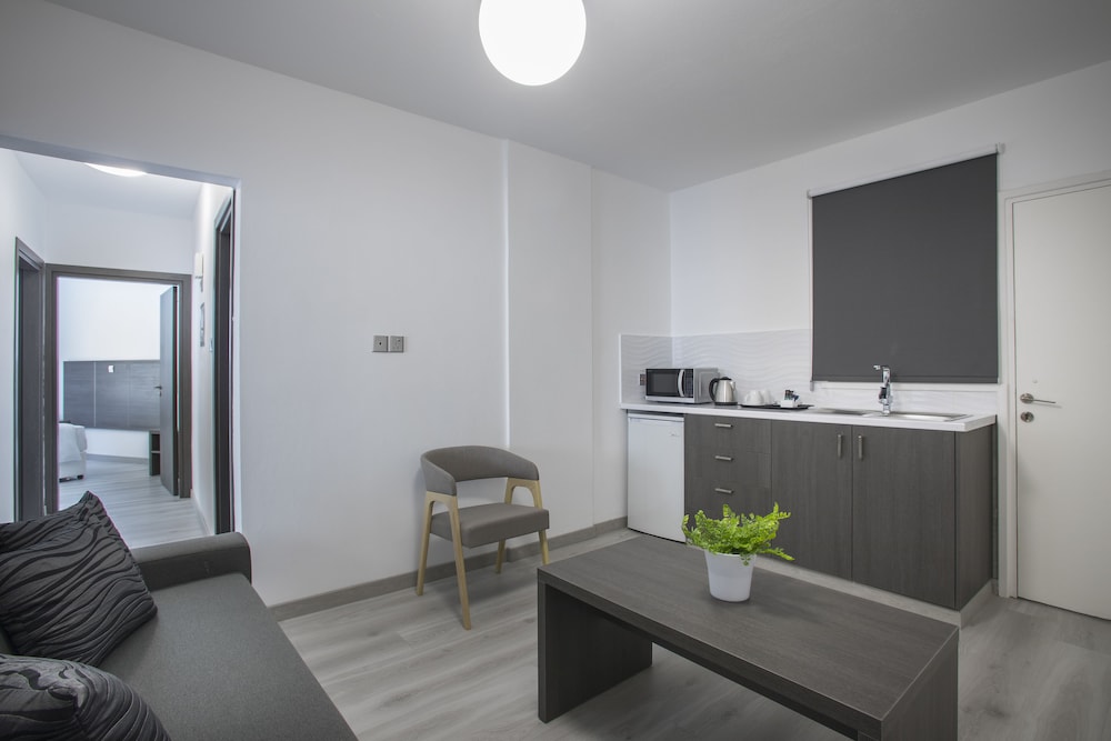Blazer Residence 42/56