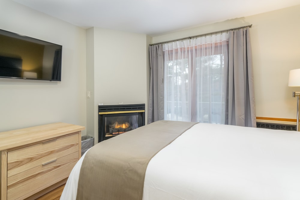 Grey Fox Inn Resort 5/66