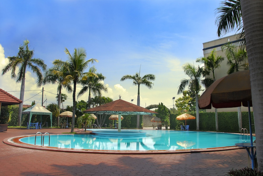 Hotel Merdeka 31/32