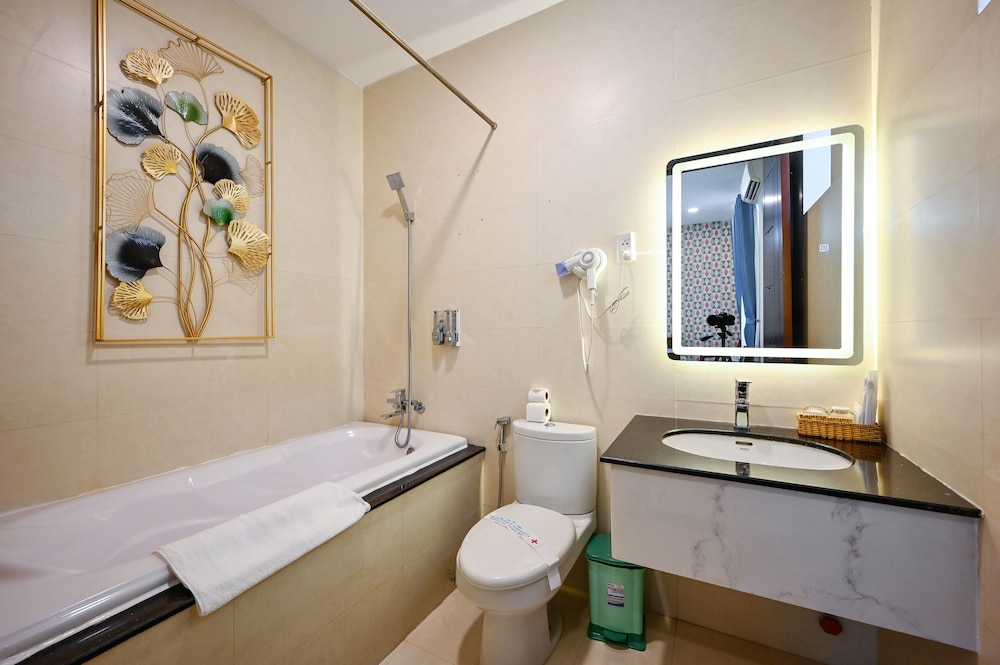 Laguna Hotel 37/41