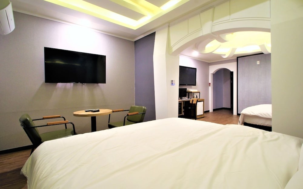 Instar Hotel Yangsan 19/55
