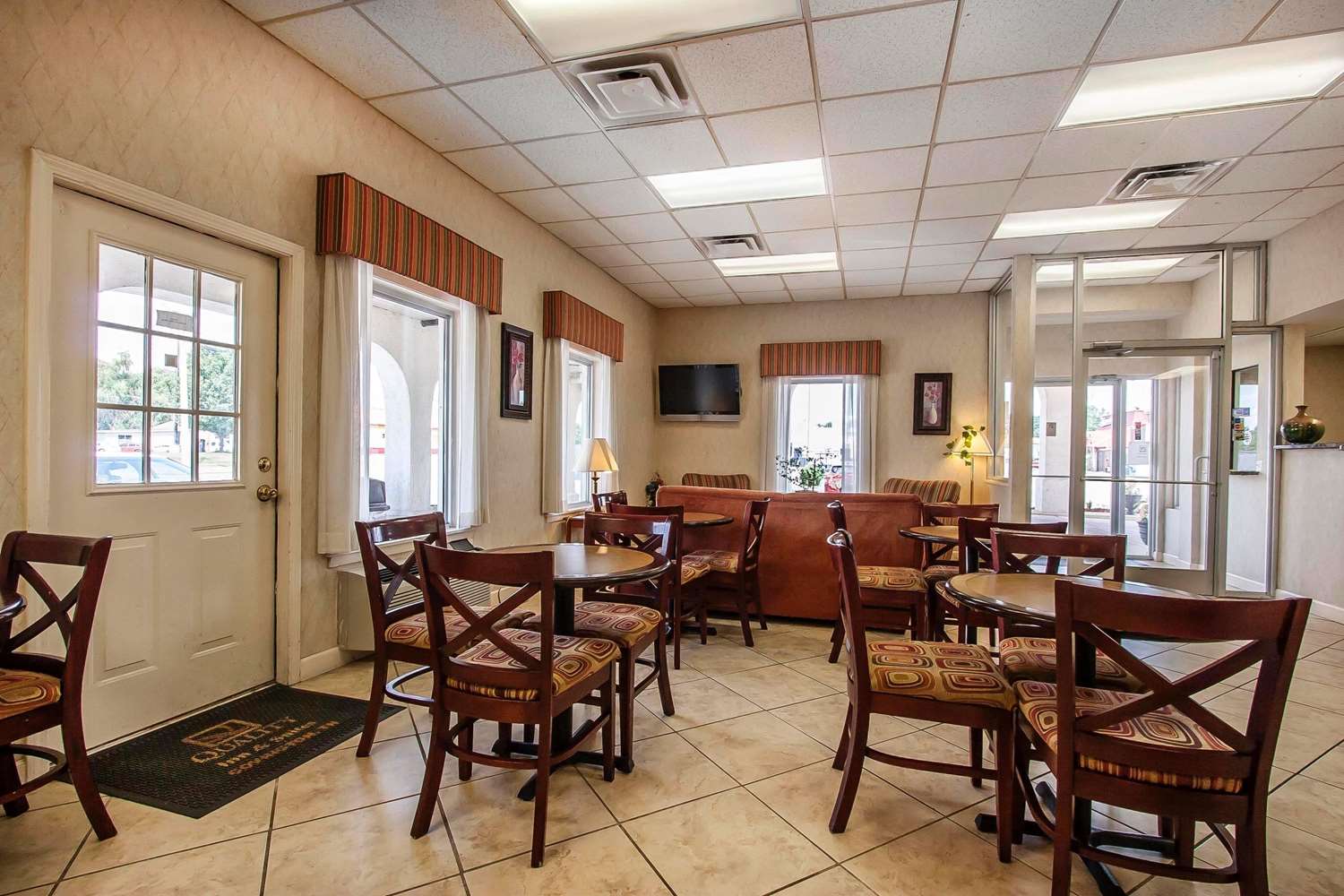 Quality Inn & Suites Covington 17/24