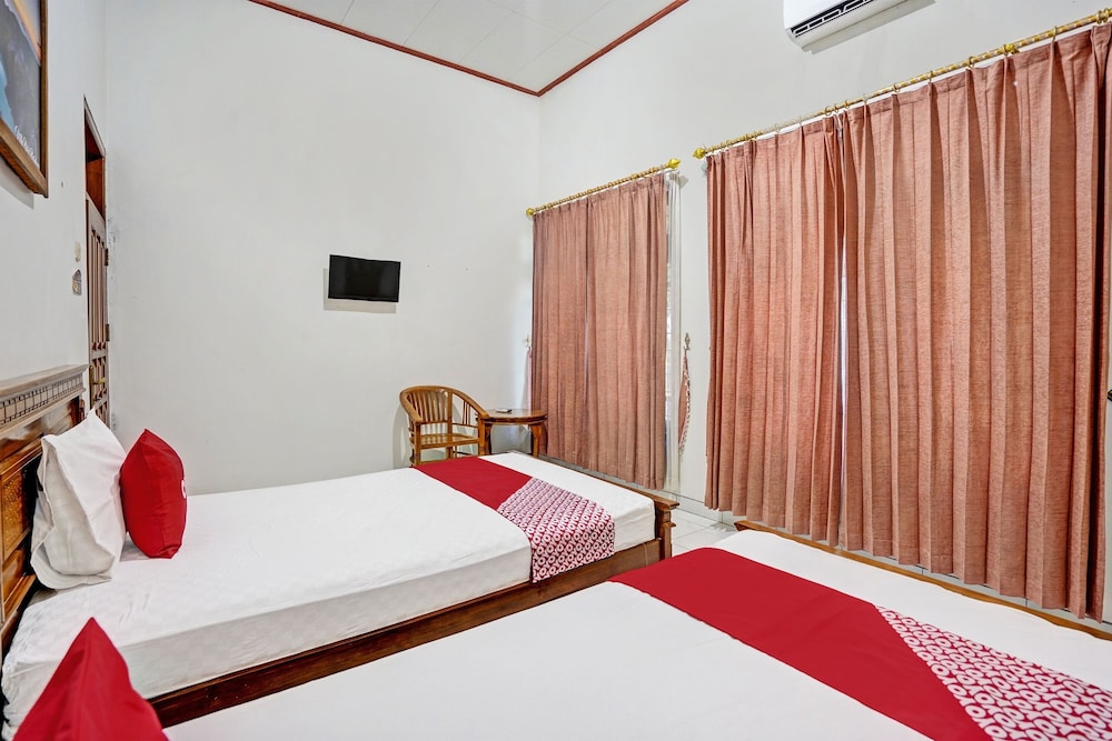 Hotel O Villa Kusuma ResidenceNearRSI Fatimah Banyuwangi 10/24