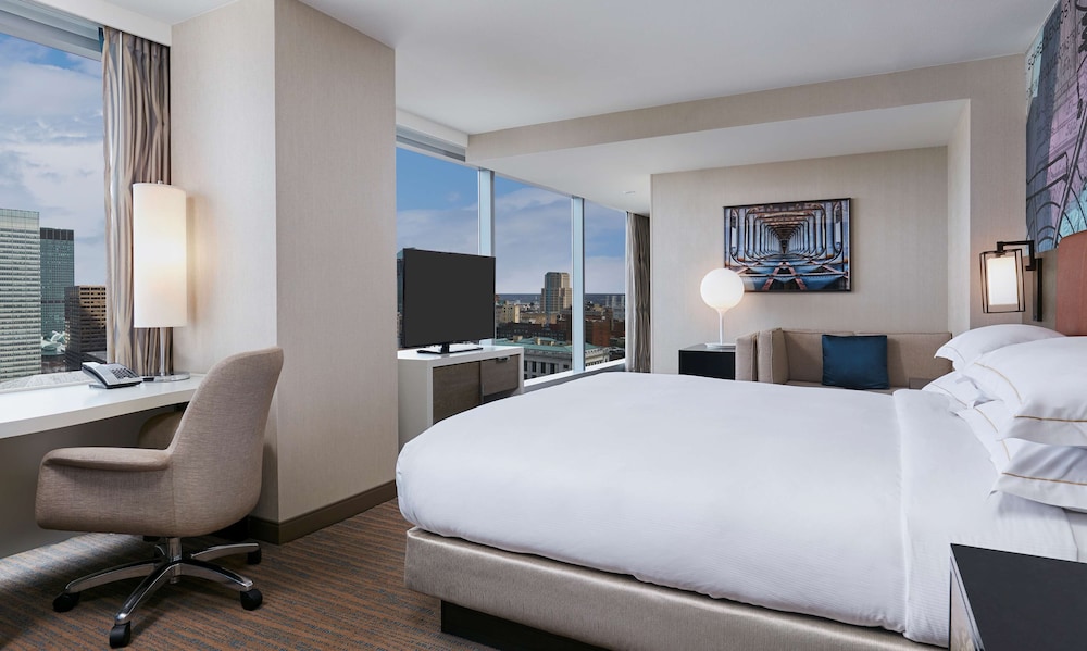 Hilton Cleveland Downtown 16/64