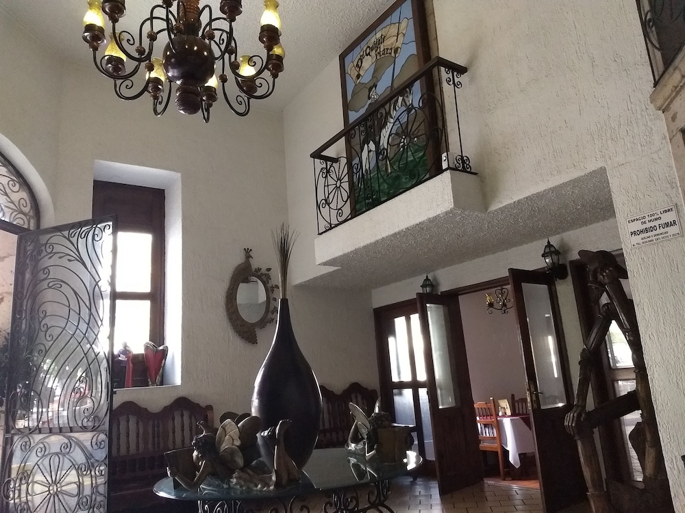 Hotel Don Quijote Plaza 36/58