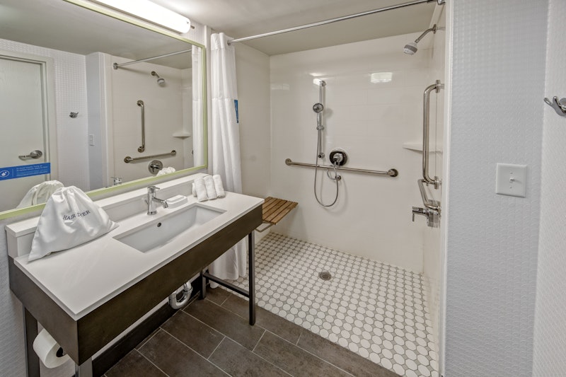 Hampton Inn Batesville 11/11