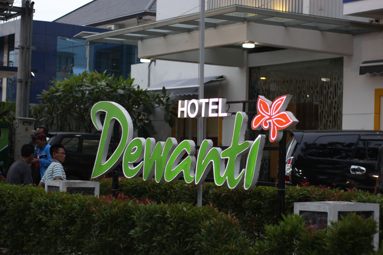 Dewanti Hotel Cirebon 3/11