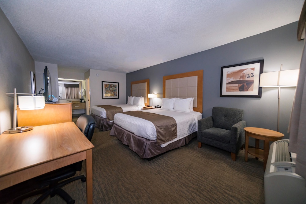 Best Western Airport Inn 20/40