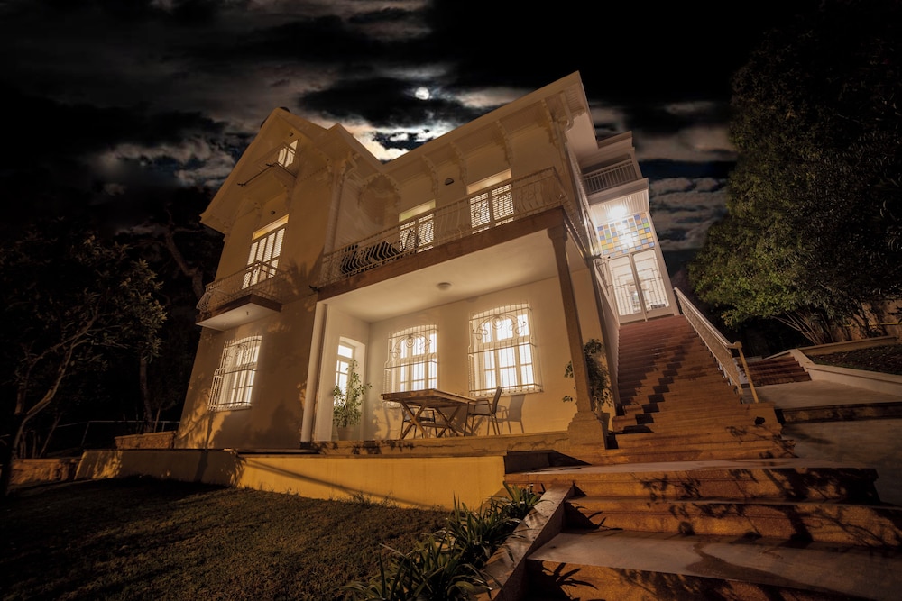 Triada Hotel Buyukada 33/60
