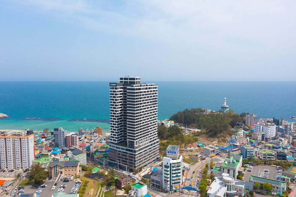 Sokcho I Park Suite Hotel and Resort in SOKCHO