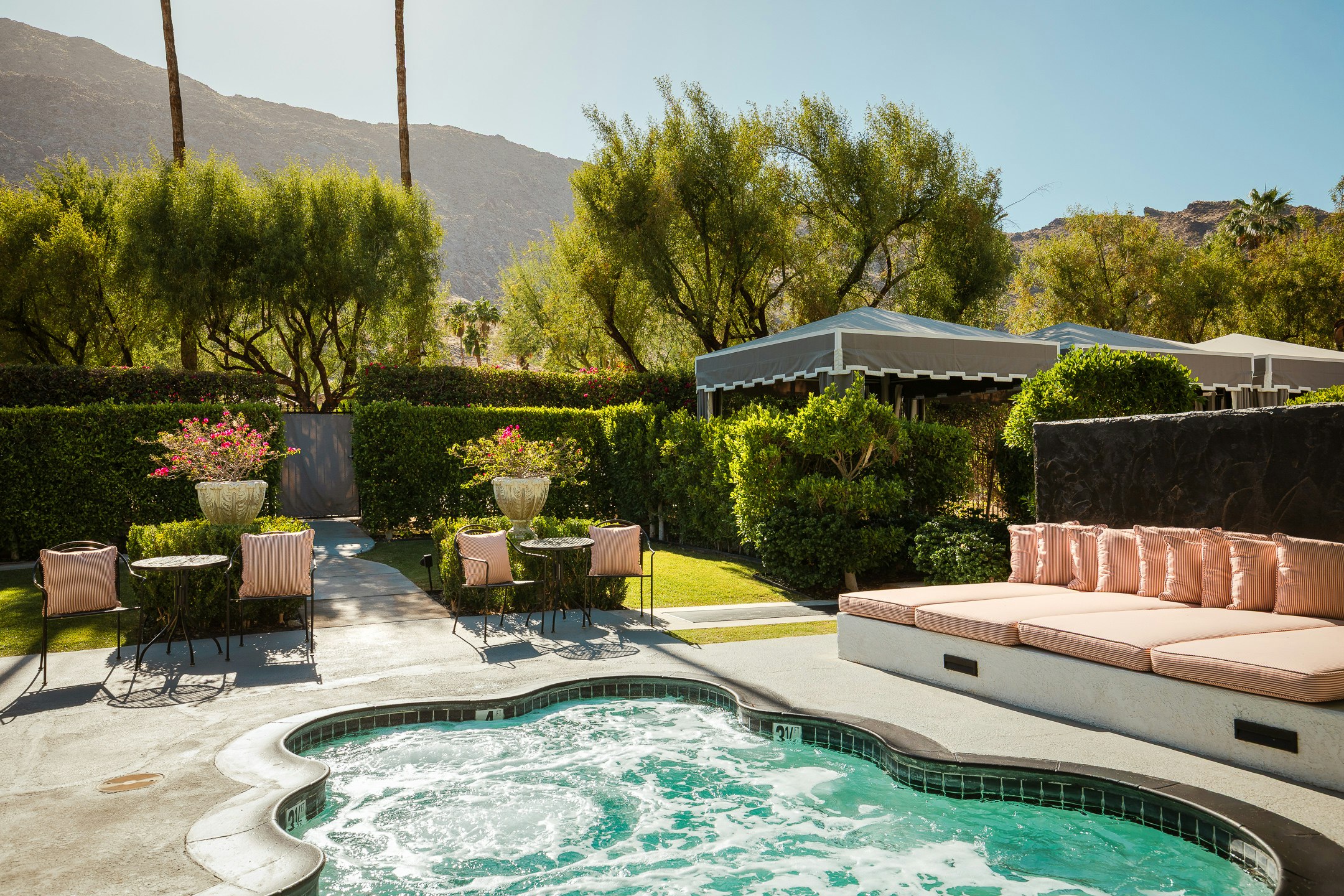 Avalon Hotel And Bungalows Palm Springs 40/85