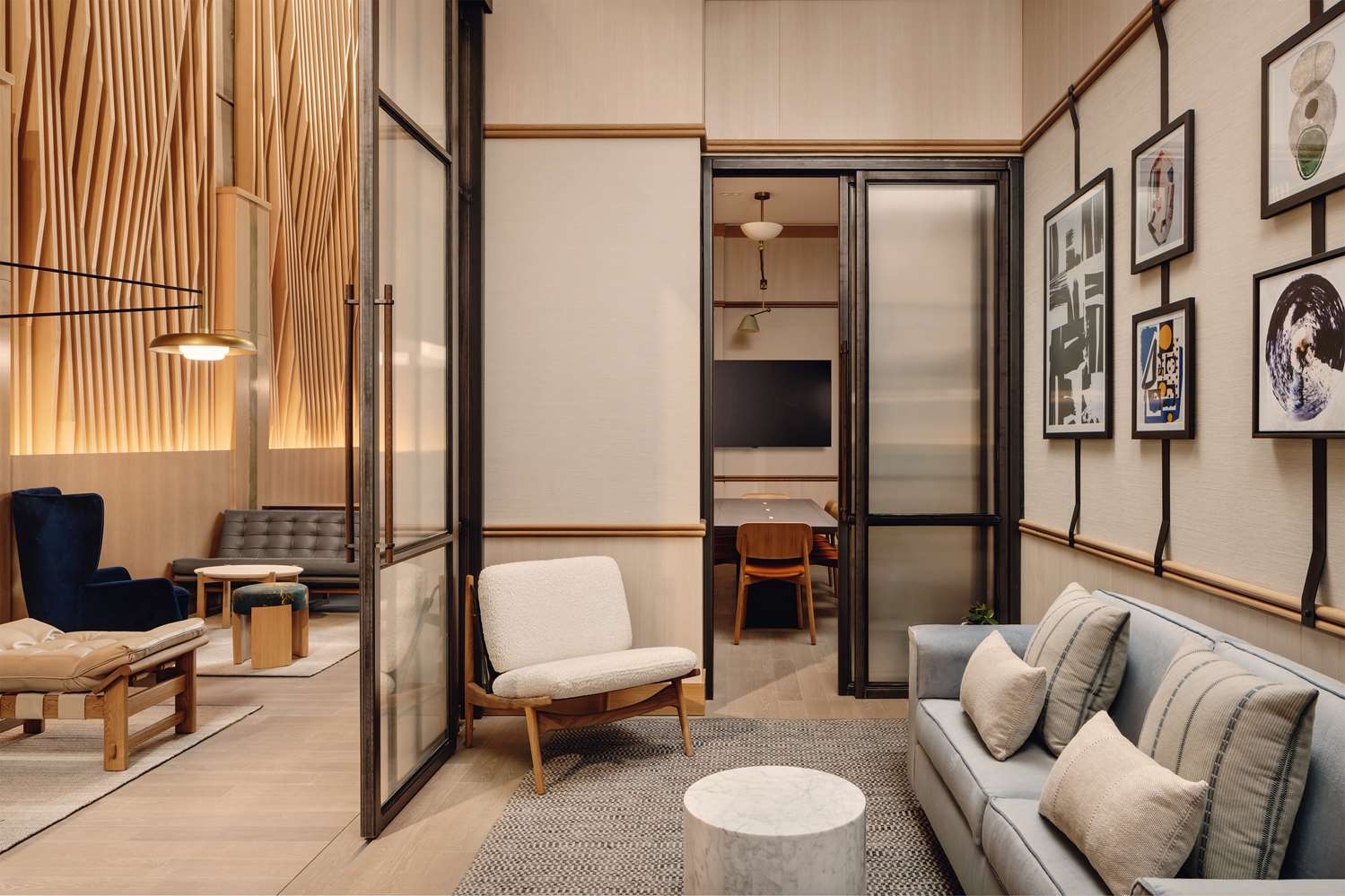Arlo Midtown 35/47