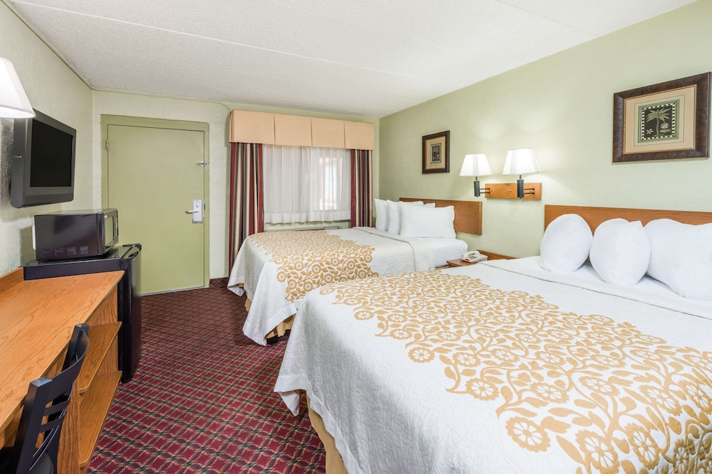 Economy Suites Springfield - I-44 16/43