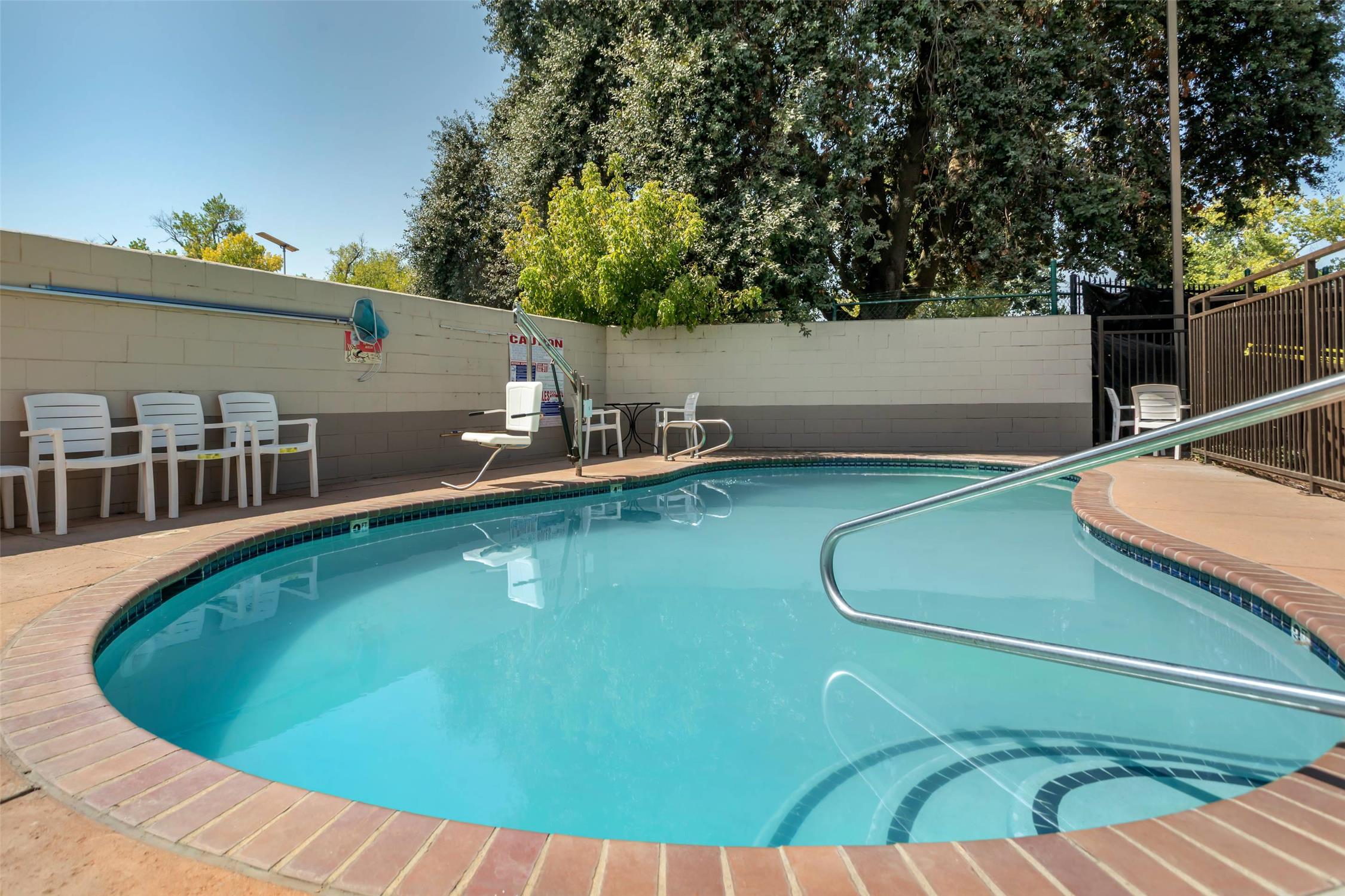 Comfort Suites Downtown Sacramento 27/47