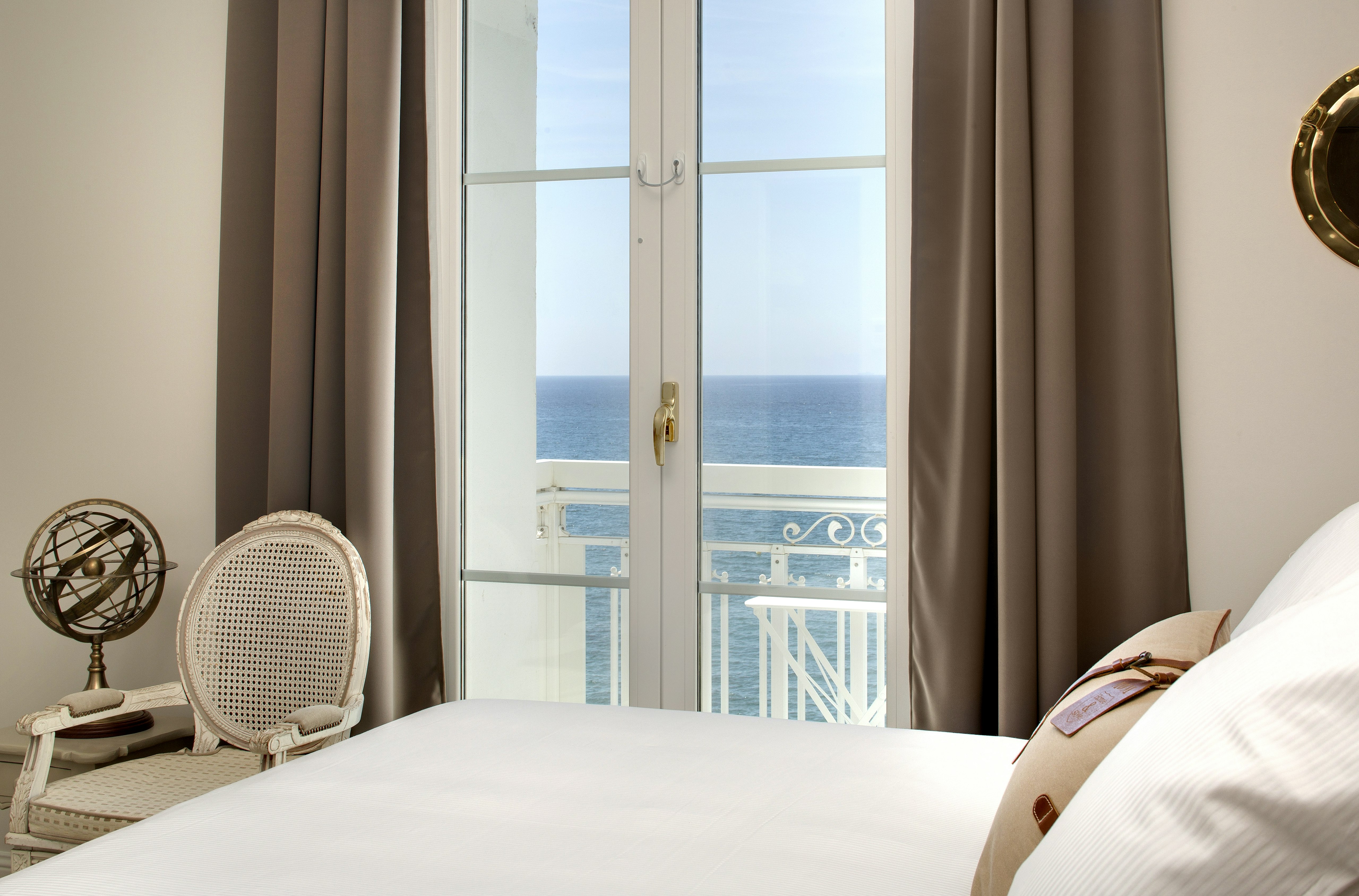 Riviera, Suite, King Bed, Accessible