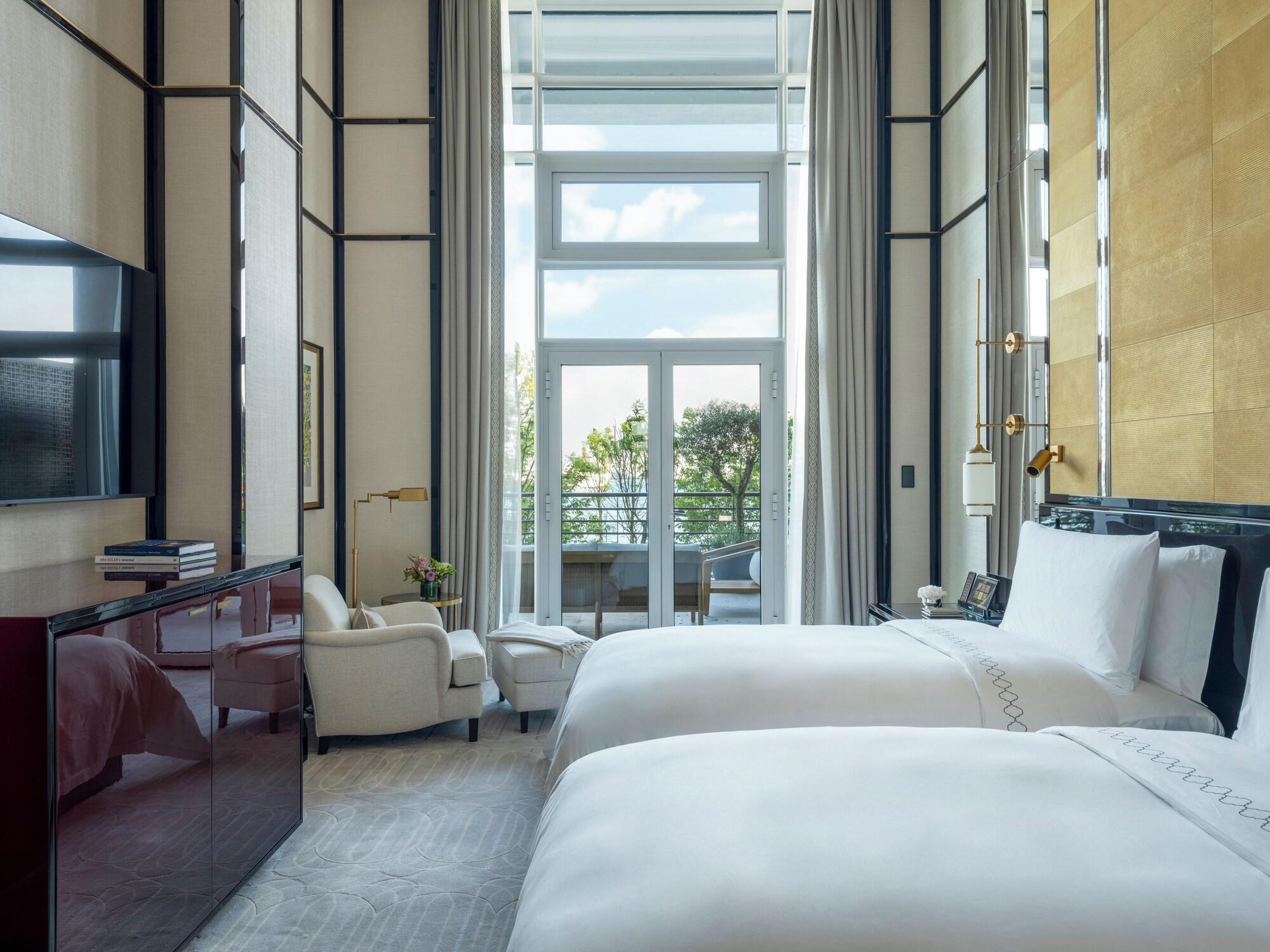 Grand, Bosphorus, Suite, Balcony