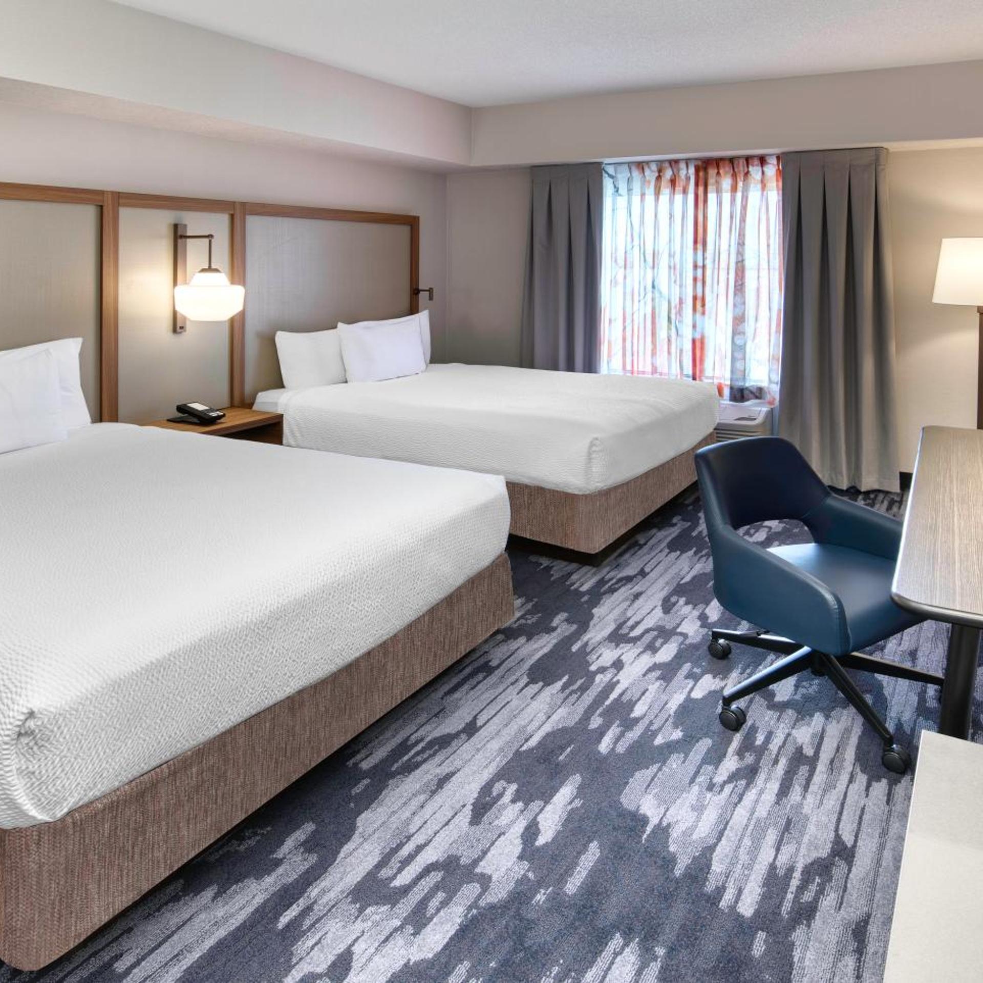Room, King Bed, 2 Queen Beds