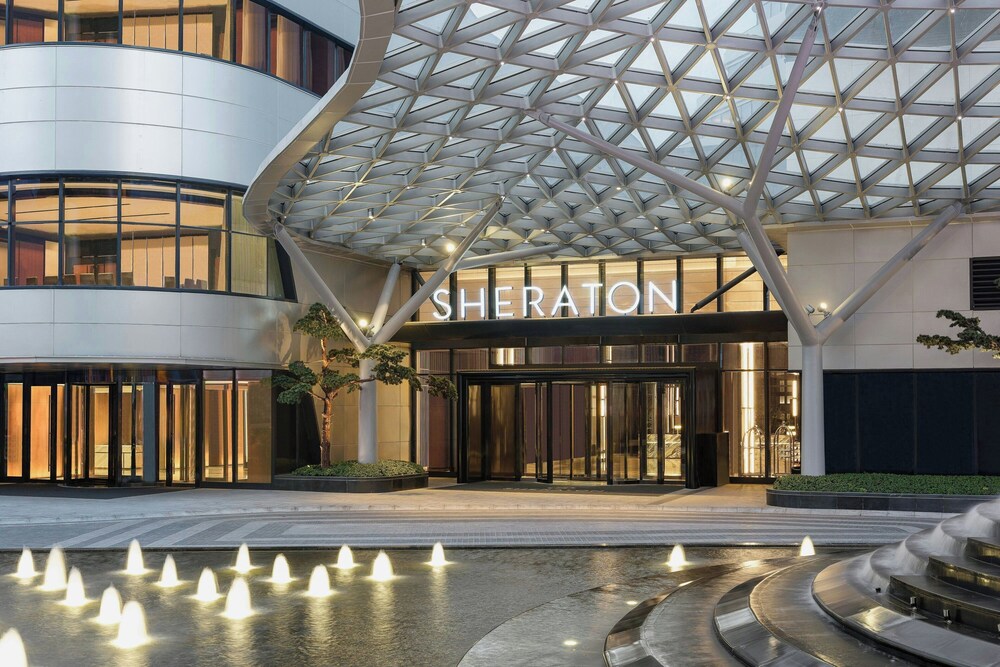 Sheraton Pujiang 2/40