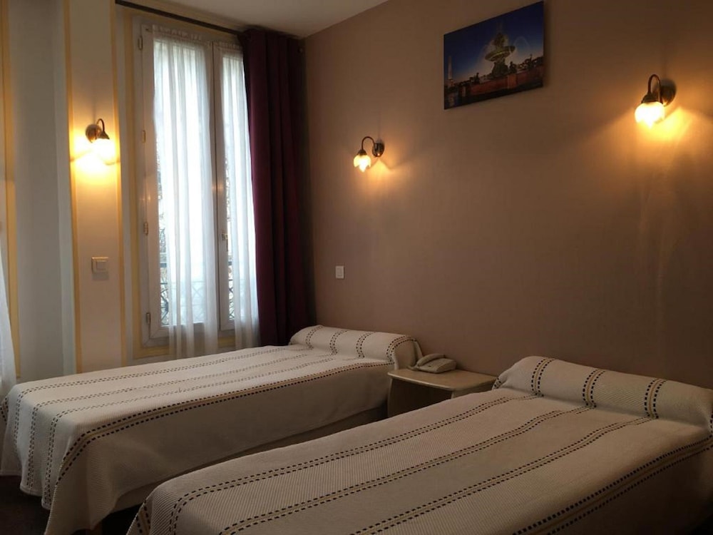 HOTEL PARIS GAMBETTA 2/29