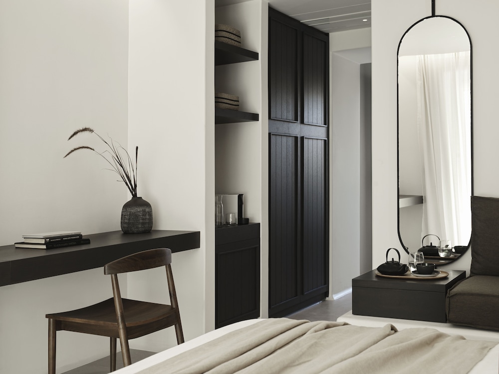 Ezio Bo Luxury Living 36/45