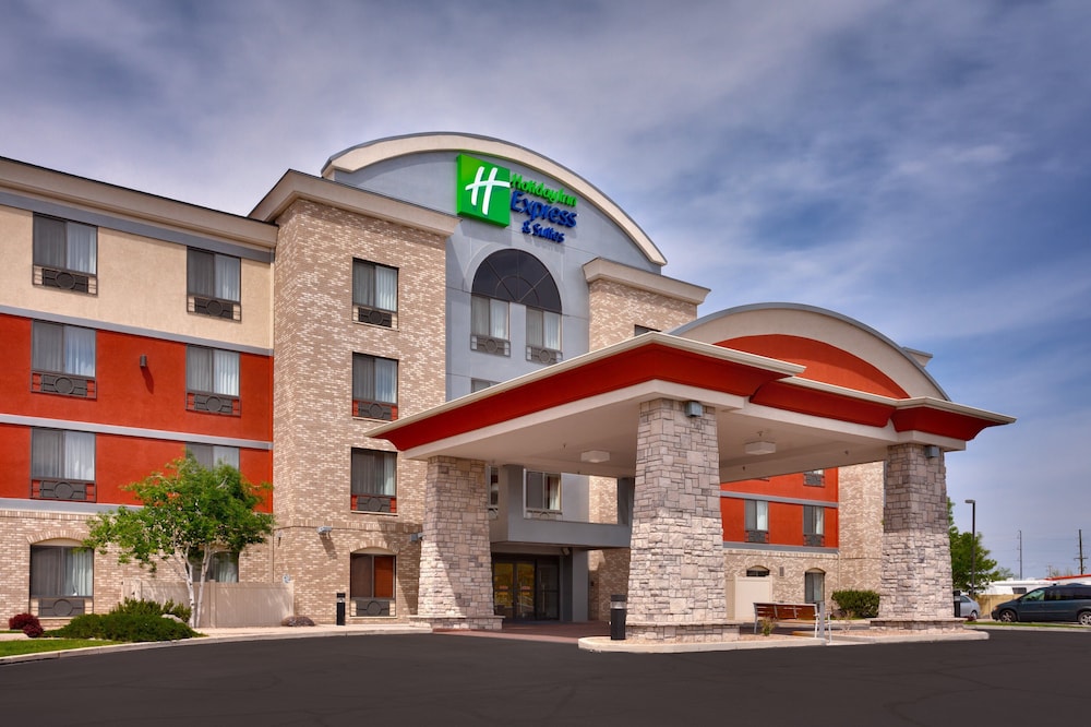 Holiday Inn Express Hotel Suites Grand Junction 3/96
