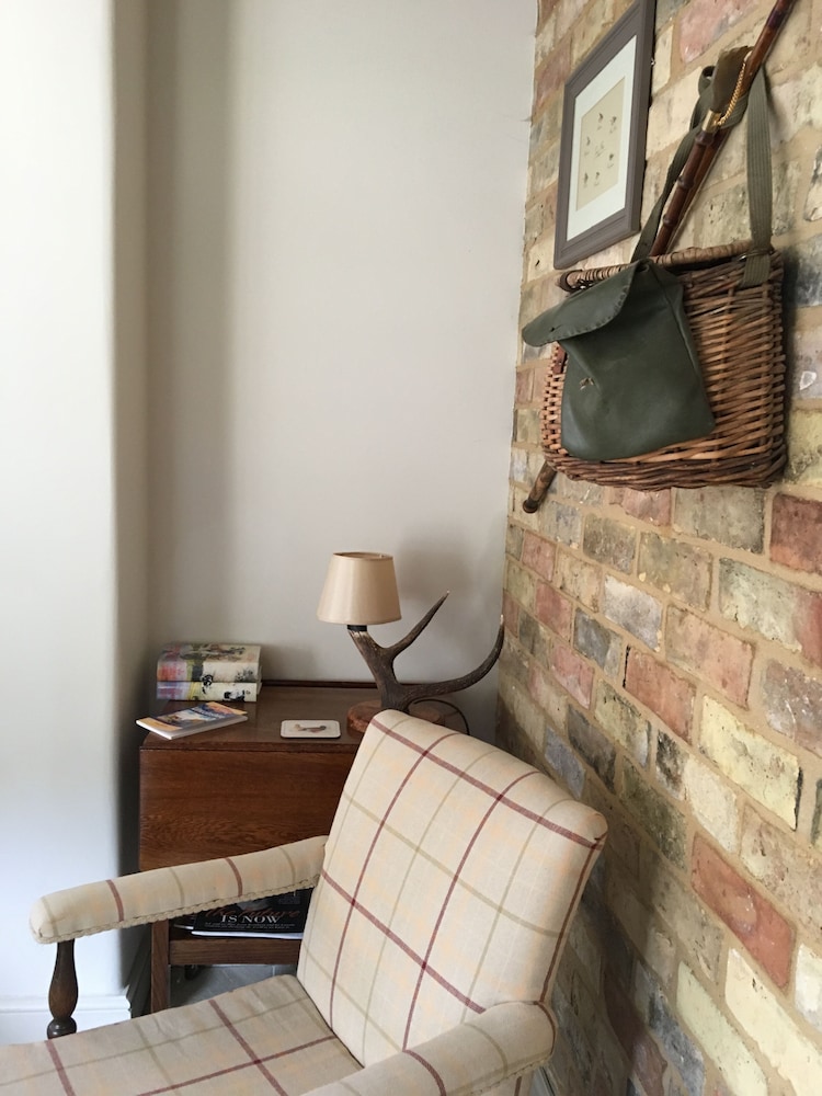 Bridleway Bed And Breakfast 25/50