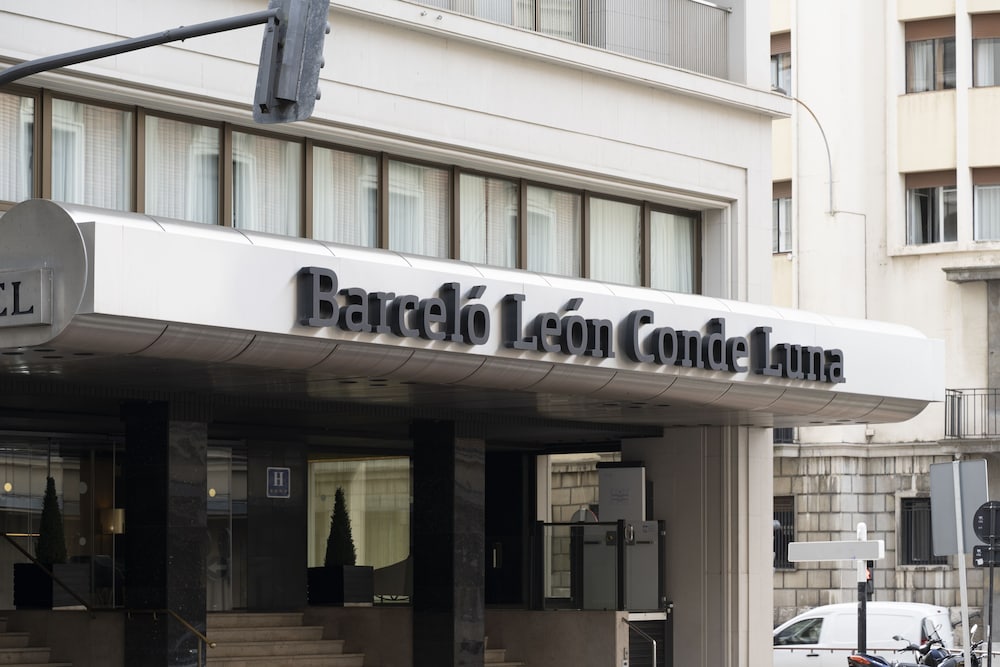 Barcelo Leon Conde Luna 2/67