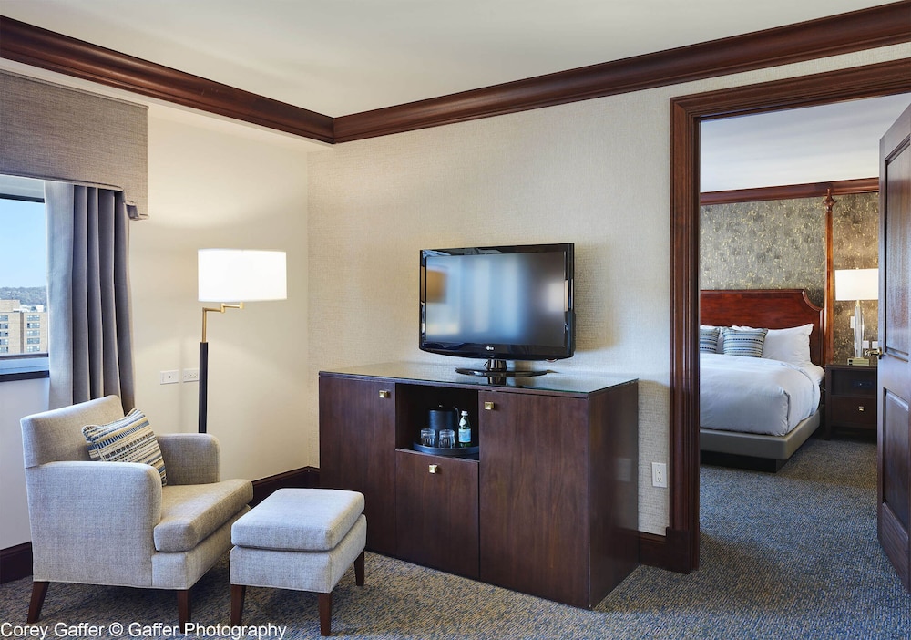 Towers at Kahler Grand Hotel 23/50