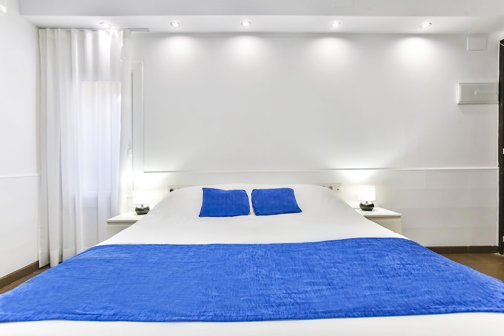 Laramond Barcelona Rooms 26/58
