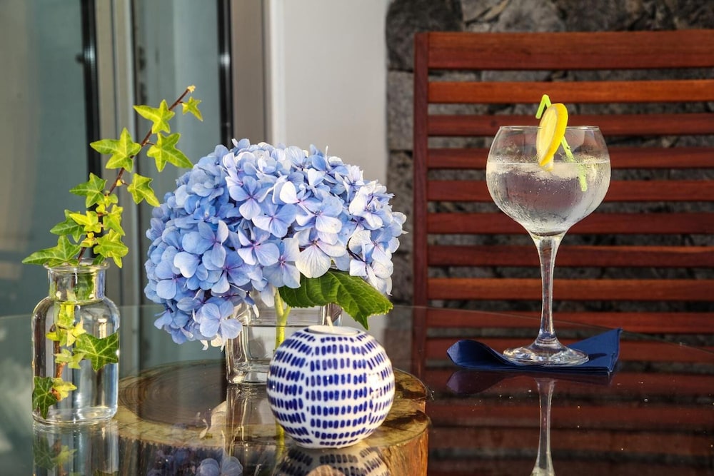 Mosteiros Place 4/33