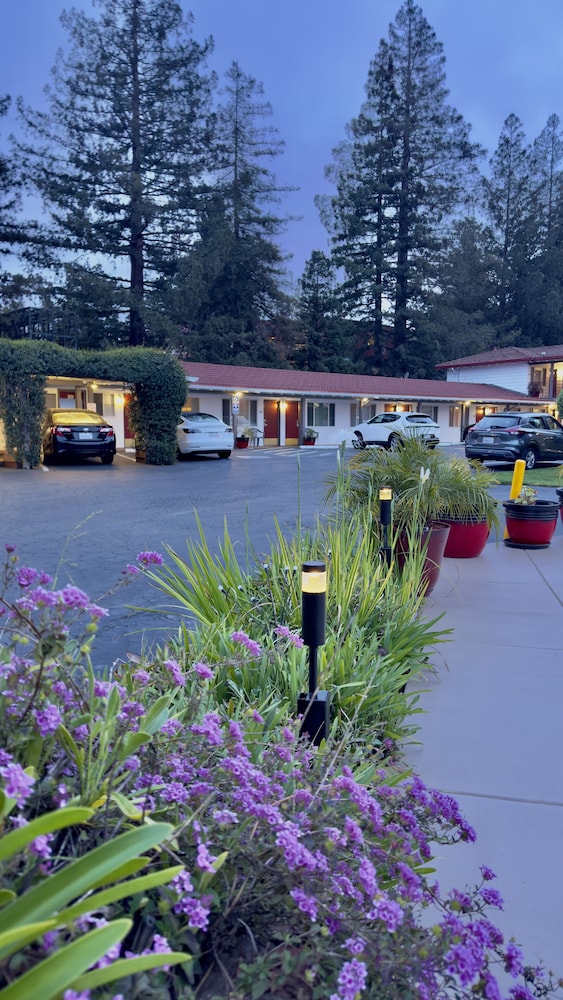 The Palo Alto Inn 1/45