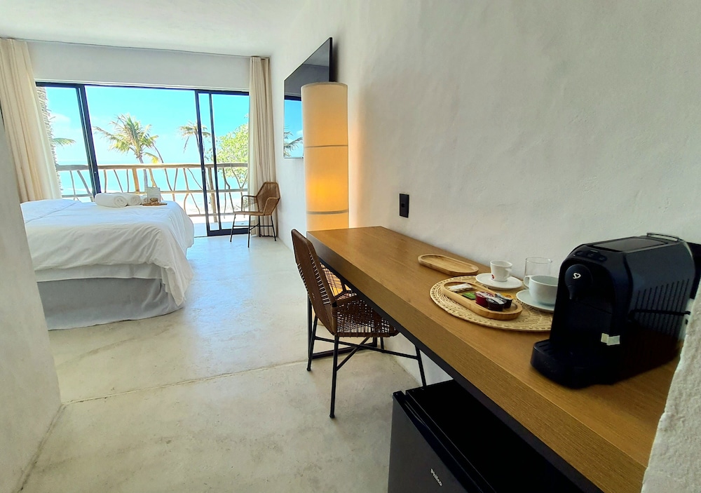 Apenunga Eco Hotel 68/68