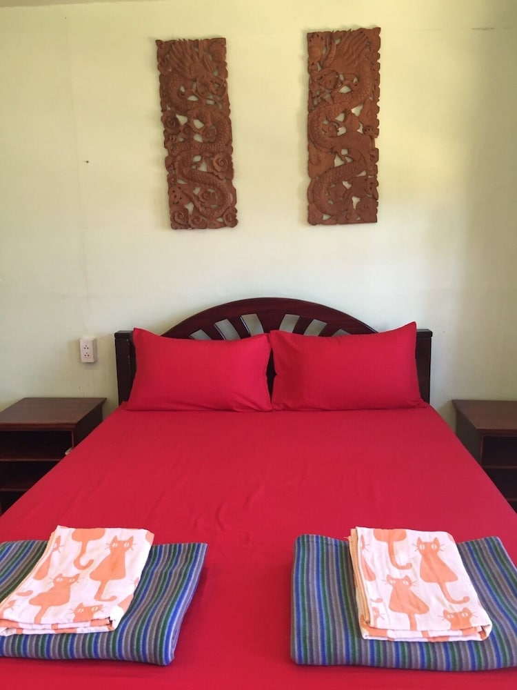 Cliff Cottage Resort 20/75