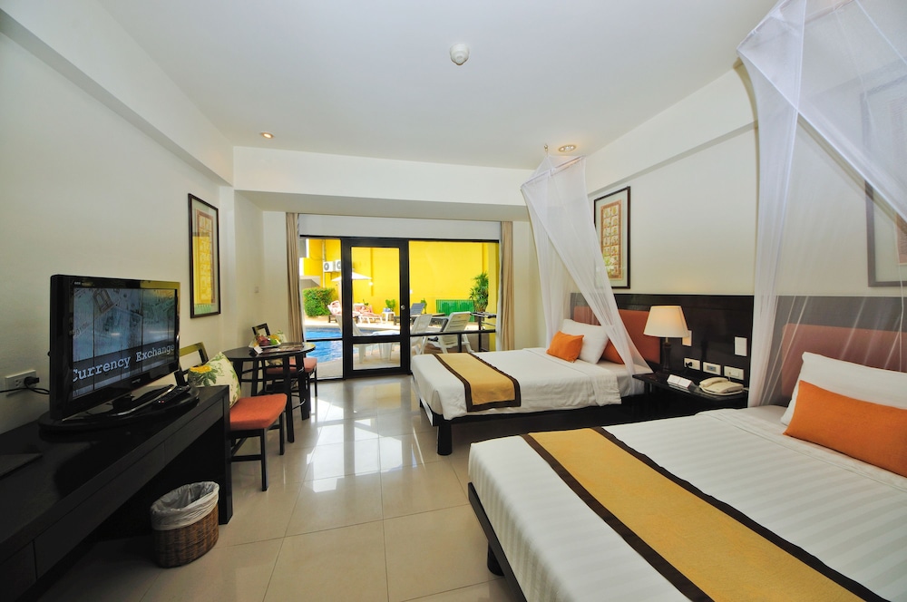 Woraburi Phuket Resort And Spa 10/75