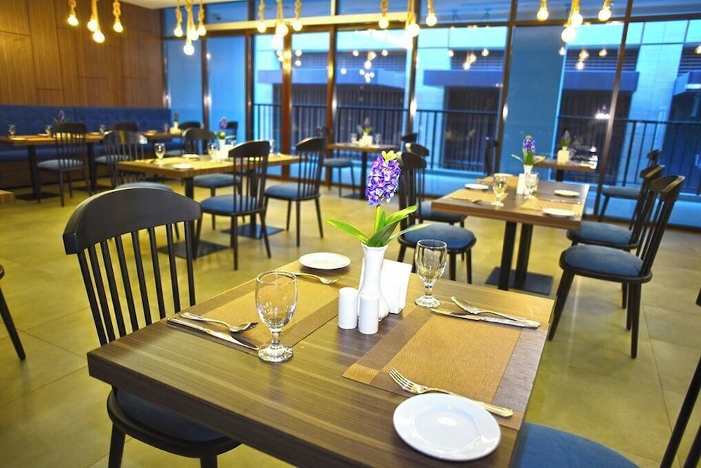 Kingsgate Al Jadaf by Millennium Hotels 27/44
