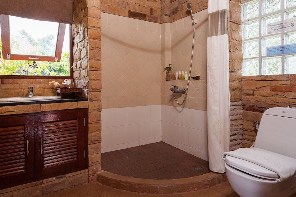 Suite, Twin Beds, Garden View