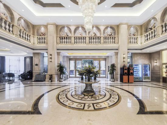 Vienna Hotel (Foshan Yihuan Lishui) 23/60