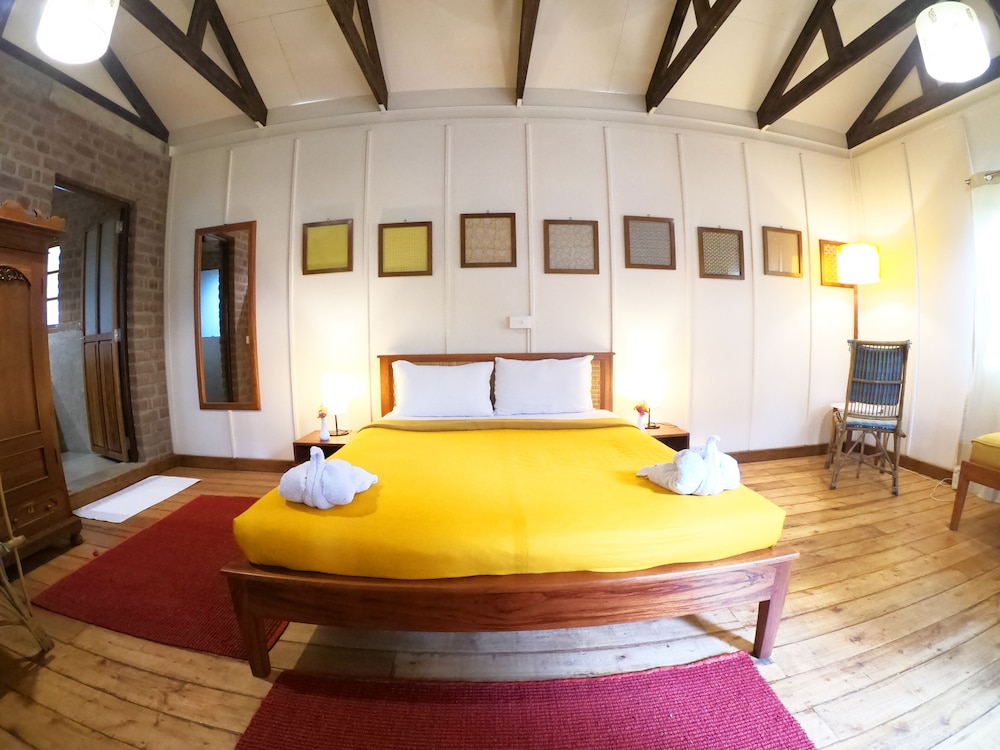 Hotel Mango Hill 13/50