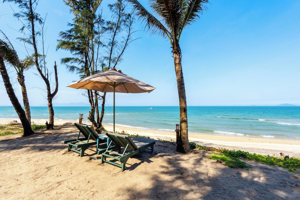 Sol An Bang Beach Resort & Spa 69/71