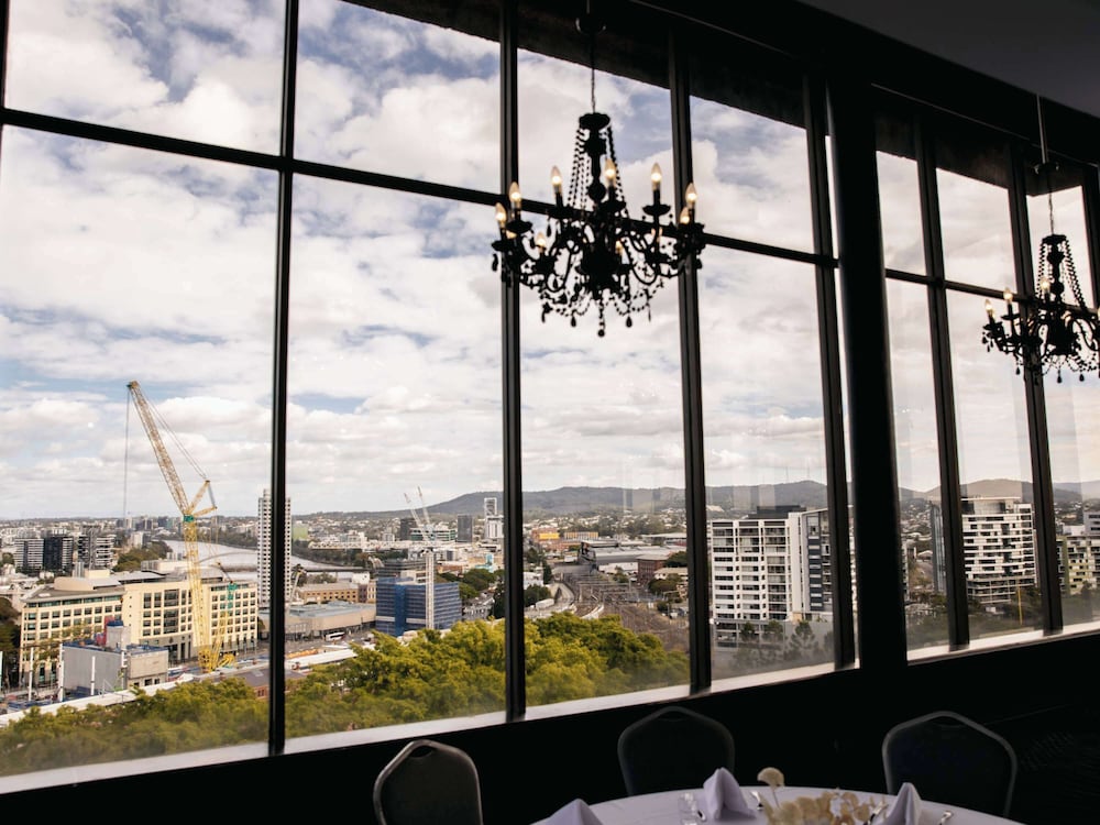 Mercure Brisbane Spring Hill 57/61