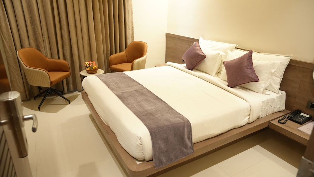 1 BEDROOM, STANDARD, CITY VIEW, ACCESSIBLE